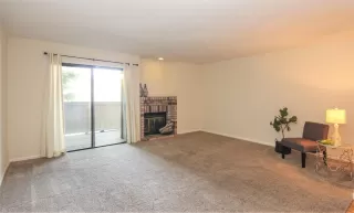 Photo #5: 221103102 Listing