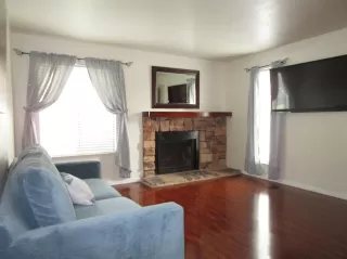 Photo #3: 221103269 Listing