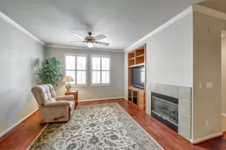 Photo #4: 221103433 Listing 