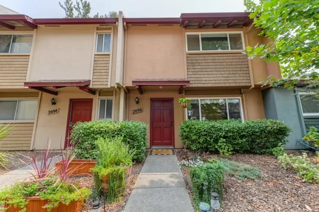 MLS: 221103571 Condo For Sale