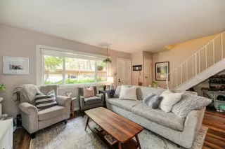 Photo #4: 221103571 Listing 