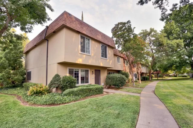 MLS: 221103668 Condo For Sale