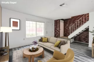 Photo #2: 221103668 Listing