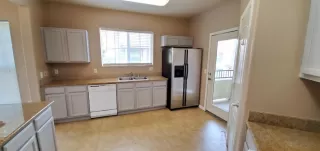 Photo #6: 221104083 Listing