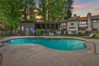 Photo #2: 221104211 Listing