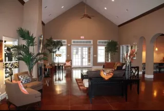 Photo #3: 221104296 Listing 