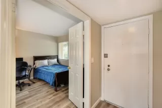 Photo #2: 221104565 Listing 