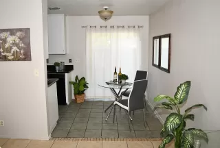 Photo #1: 221106437 Listing