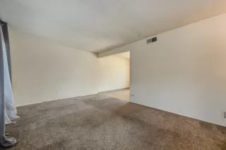 Photo #3: 221107026 Listing