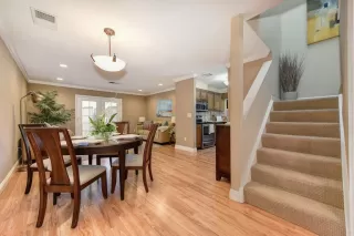 Photo #4: 221107130 Listing