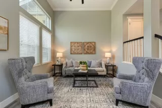 Photo #2: 221108405 Listing