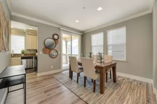 Photo #5: 221108405 Listing
