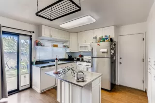 Photo #3: 221108531 Listing 