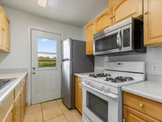 Photo #6: 221109525 Listing 