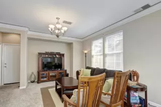 Photo #5: 221110362 Listing 