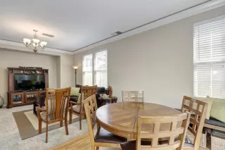 Photo #6: 221110362 Listing 