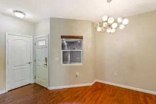 Photo #5: 221110616 Listing