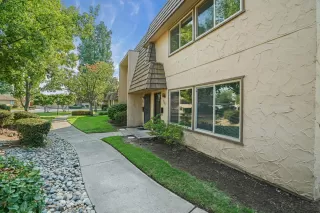 Photo #3: 221111038 Listing