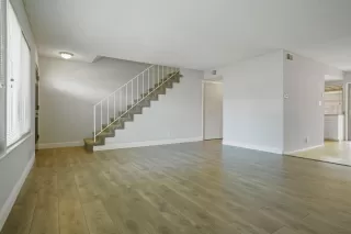 Photo #6: 221111038 Listing