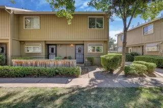 Photo #1: 221111129 Listing