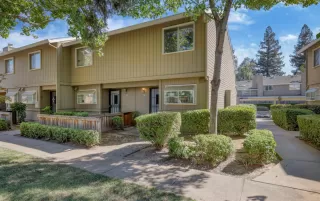 Photo #2: 221111129 Listing