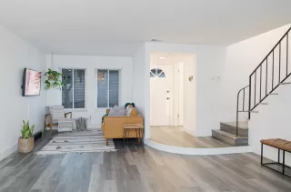 Photo #2: 221111156 Listing 