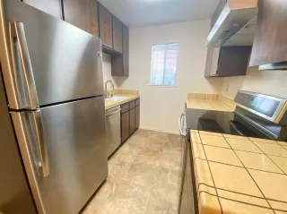 Photo #5: 221111305 Listing 