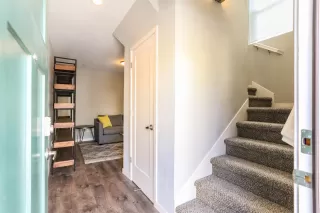 Photo #5: 221111595 Listing