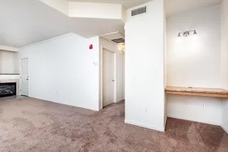 Photo #4: 221111726 Listing 