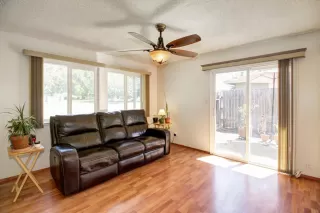 Photo #1: 221111763 Listing