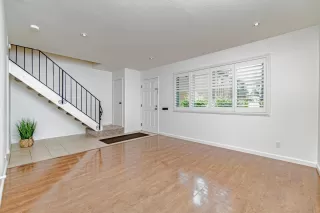 Photo #4: 221111829 Listing 