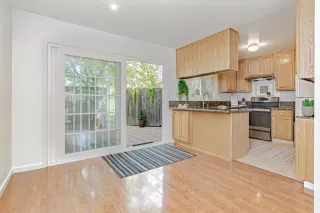 Photo #5: 221111829 Listing 