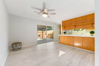 Photo #3: 221111990 Listing