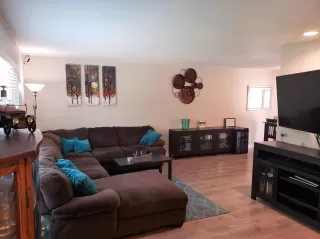 Photo #2: 221113344 Listing 