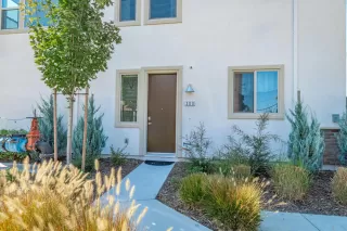 Photo #4: 221113756 Listing