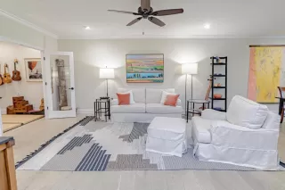 Photo #3: 221113776 Listing