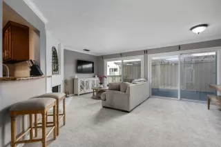 Photo #5: 221114031 Listing