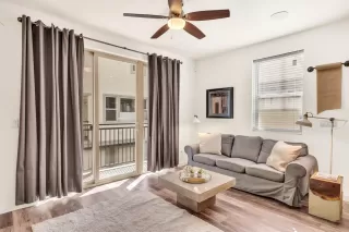 Photo #2: 221114036 Listing