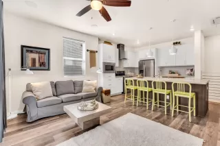 Photo #4: 221114036 Listing