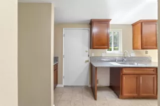 Photo #5: 221114098 Listing