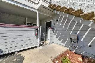 Photo #2: 221114110 Listing 