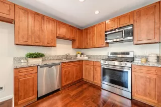 Photo #3: 221114110 Listing 