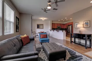 Photo #3: 221114160 Listing