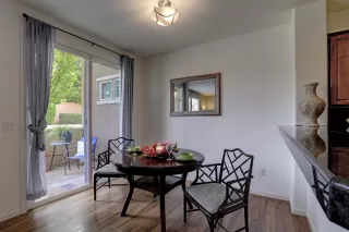 Photo #5: 221114160 Listing