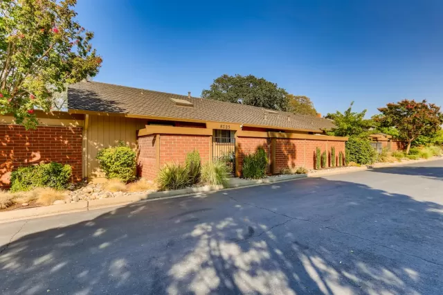 MLS: 221114173 Condo For Sale