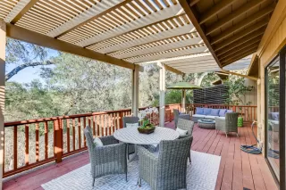 Photo #2: 221114173 Listing