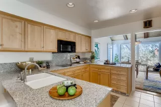 Photo #3: 221114173 Listing