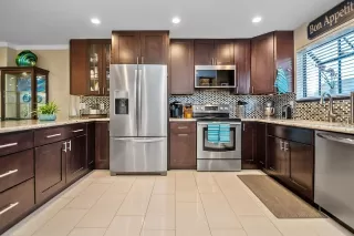 Photo #2: 221114185 Listing 