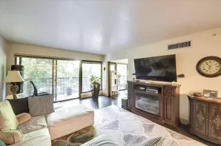 Photo #3: 221114343 Listing 