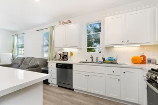 Photo #5: 221114408 Listing 